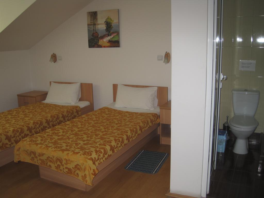 Motel Livija Petrovec Exteriér fotografie