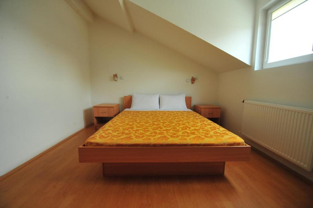 Motel Livija Petrovec Pokoj fotografie