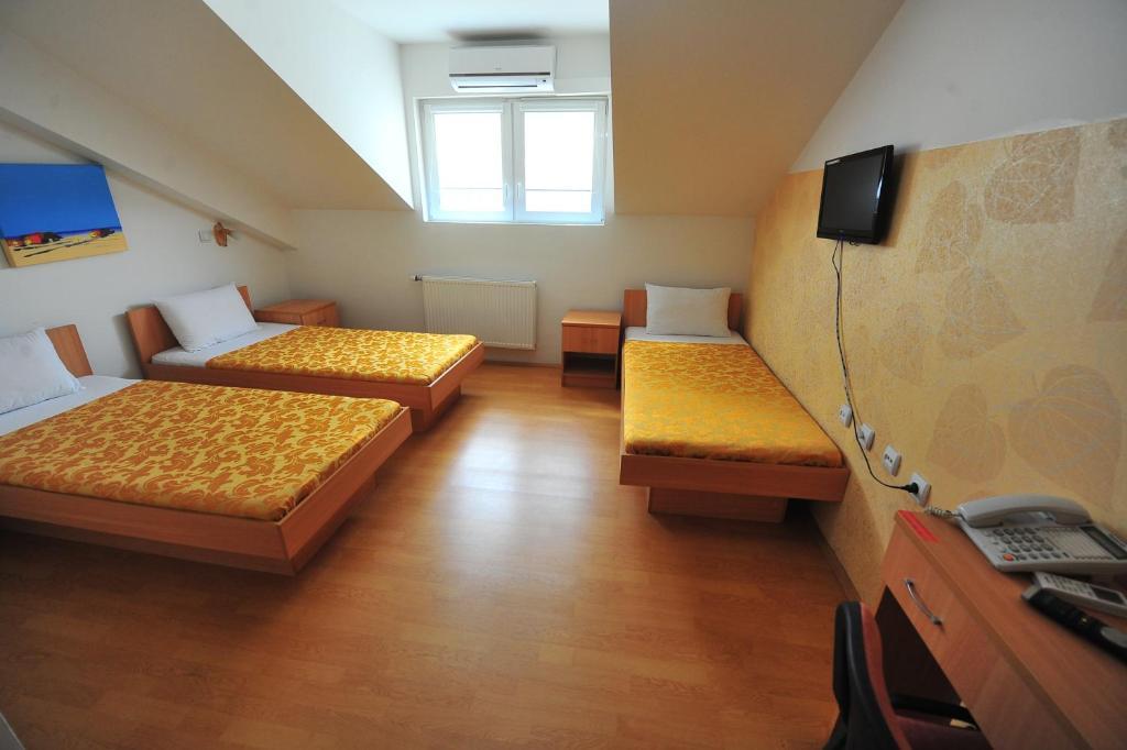 Motel Livija Petrovec Pokoj fotografie